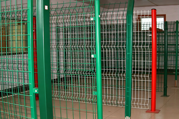 How Border Fence Systems Improve Mo...