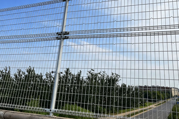 Chain Link Fence and Temporary Fenc...